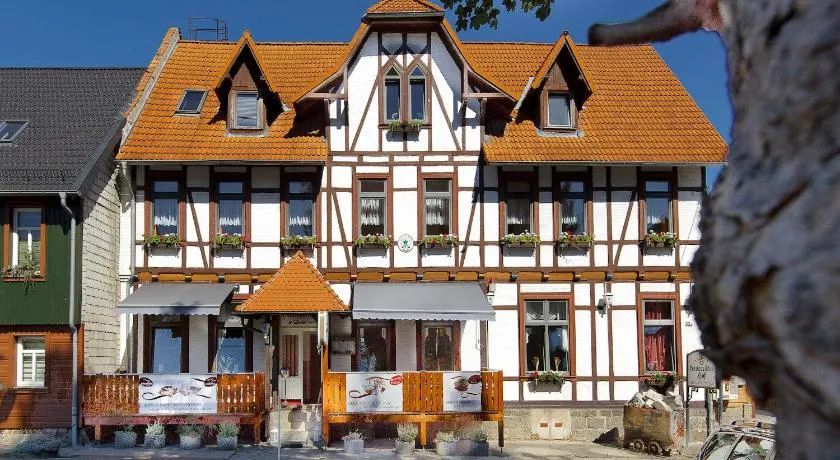 Hasseröder Hof - Image 1