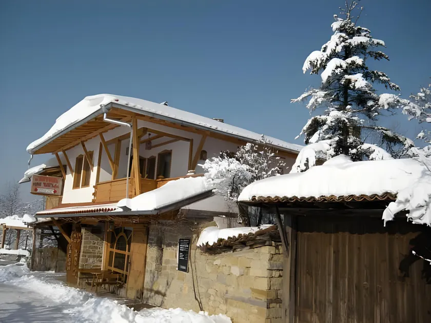Hotel Pri Chakara - Image 1