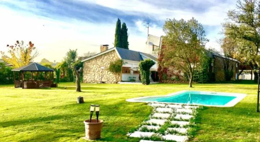 Precioso chalet a 15 min de Madrid - Image 1