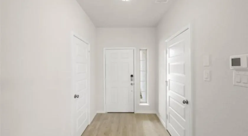 Cozy 6 Bedroom Near UNT & Medical City - Image 1