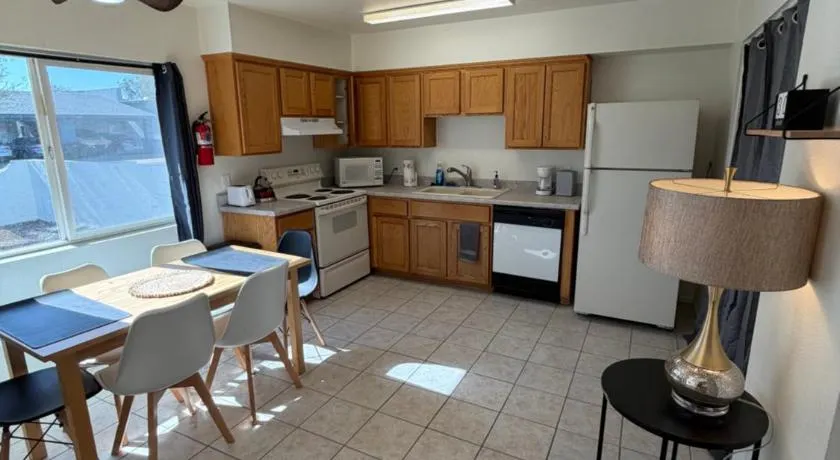 Spring Training Special Comfy 3 Bedroom - Image 1