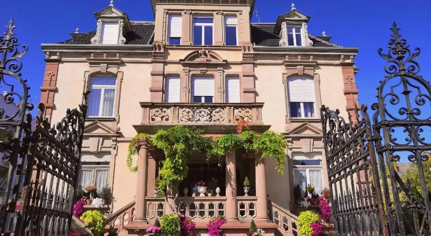 Castelnau - Image 1