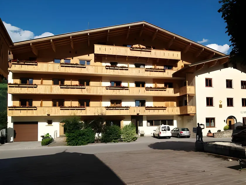 Hotel Post - Image 1