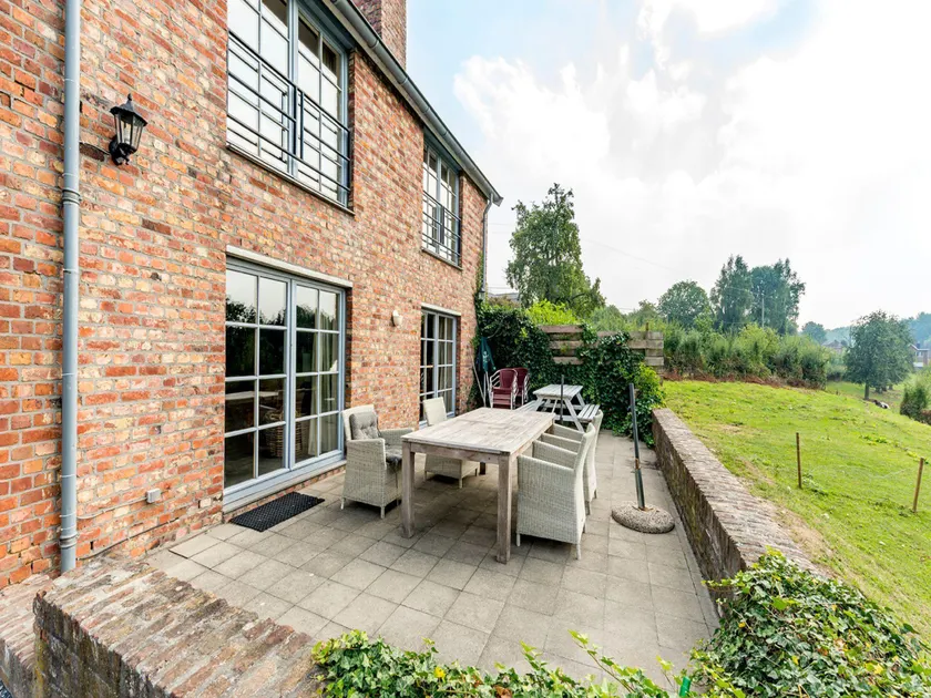 Attractive Holiday Home in Sint-Martens-Voeren with Garden - Image 1