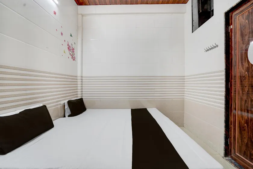 SPOT ON Radhakund Guest House - Image 1