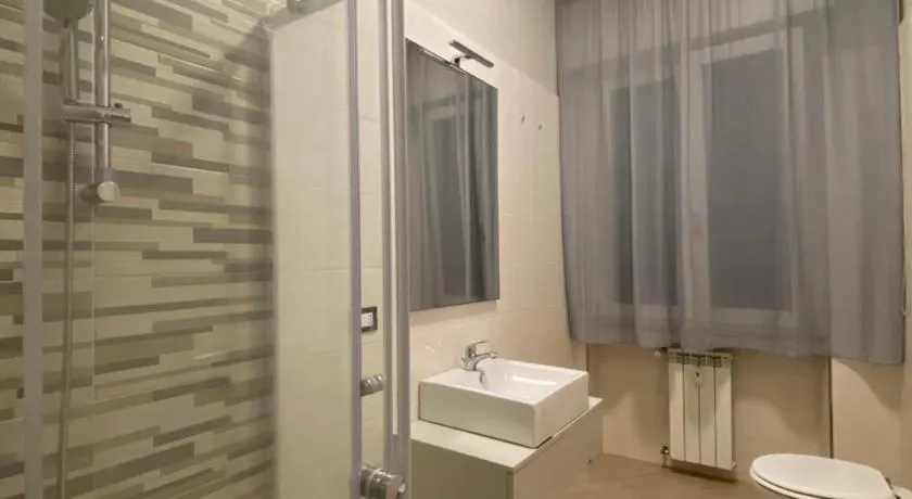 Home & B - Image 1