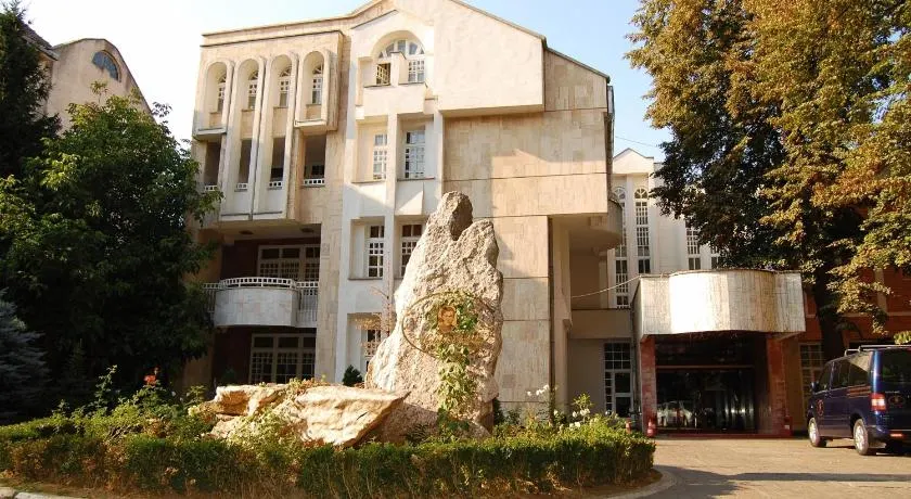 Hotel Maria - Image 1