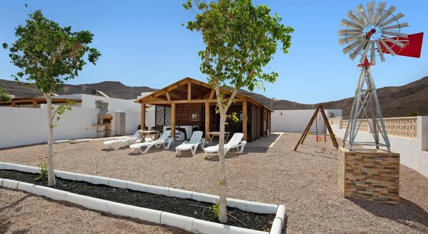 Maison de vacances La Cabañita de Javi avec vue sur la mer, jardin et Wi-Fi. - Image 1