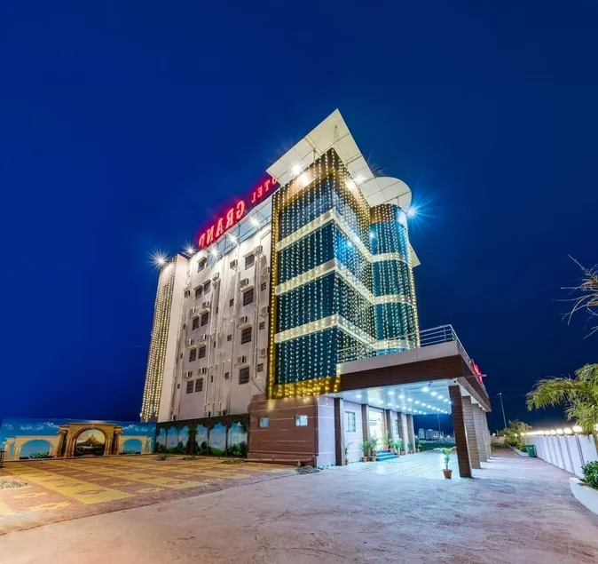 Hotel Grand Residency - Image 1
