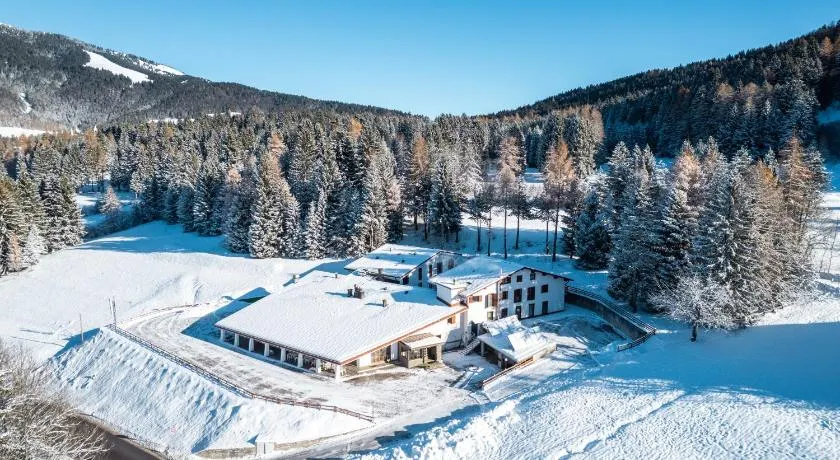 Hotel Casa Alpina - Image 1