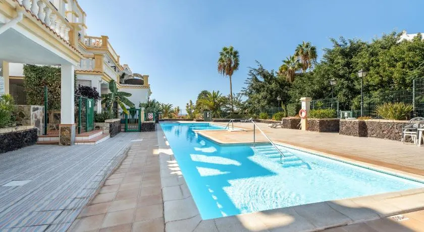 Las Americas 2 bedroom apartment - Image 1
