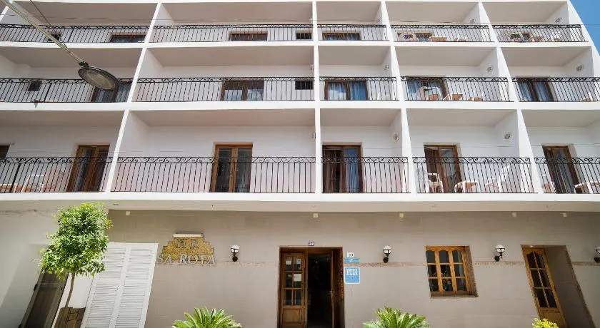 Hostal Sa Rota - Image 1