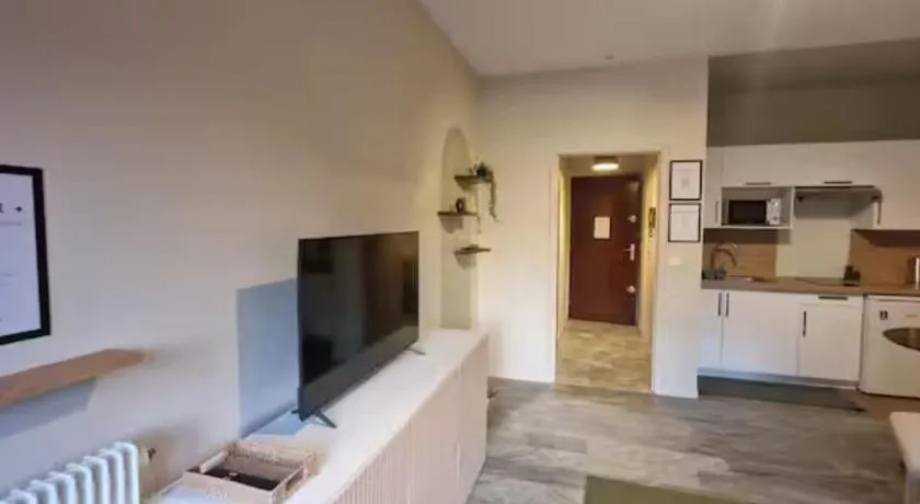 CALIF Zen studio, air conditioning, sea on foot - Image 1