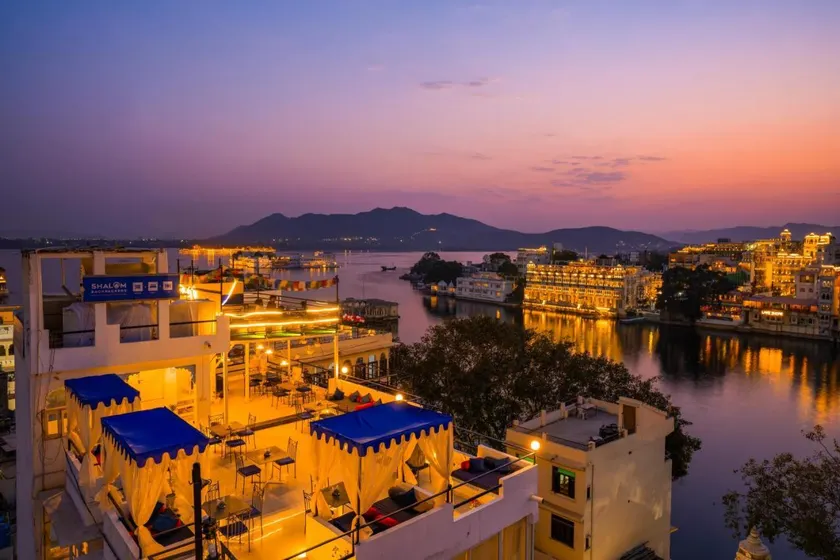 Shalom Backpackers Udaipur - Image 1