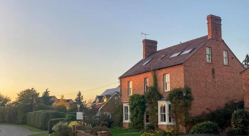 Winton House - Image 1