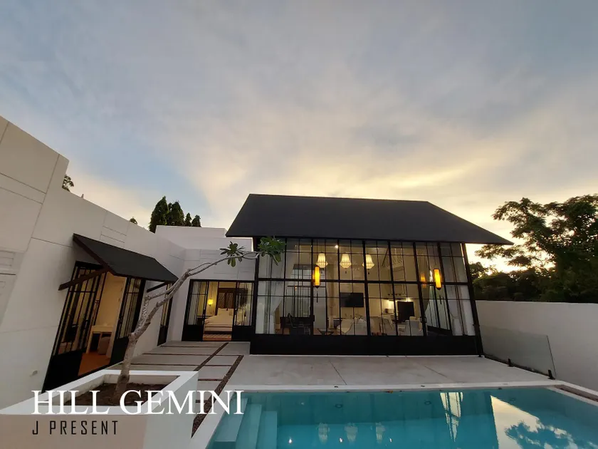 Phuket Villas - Image 1