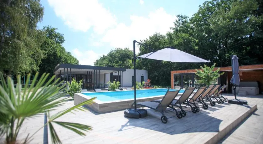 Mohácsi Wellness Vendégház és Lovasklub - Image 1