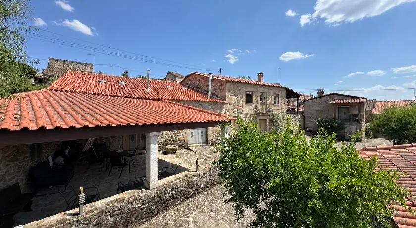Juízo Country Houses - Image 1