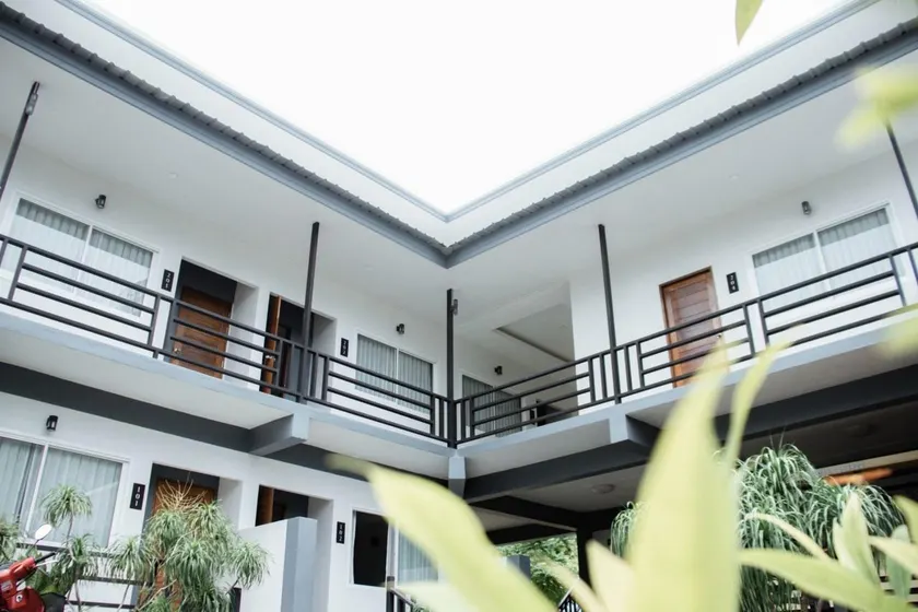 Nangkam Boutique Donsak - Image 1