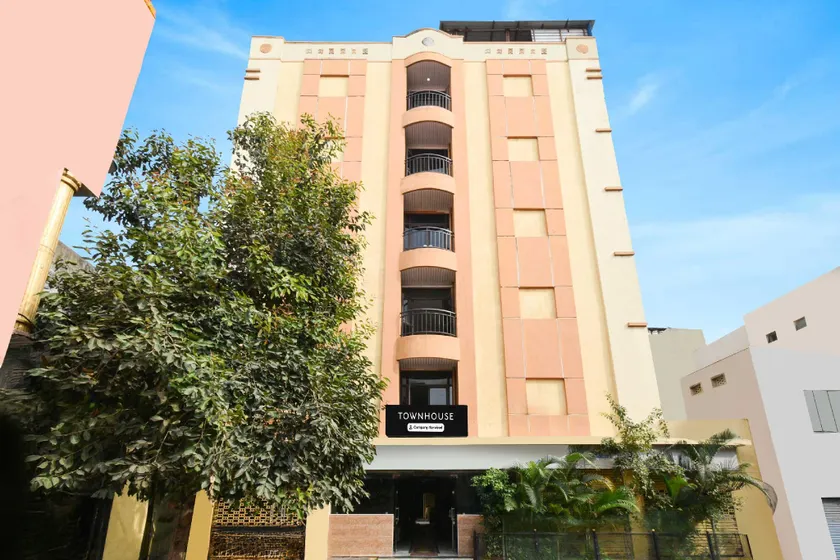 Townhouse Oak Iskcon Temple Secunderabad - Image 1