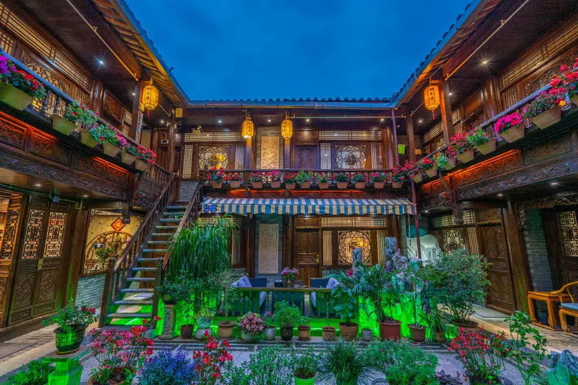 Floral·Lijiang Ancient Town and Road Inn - Image 1