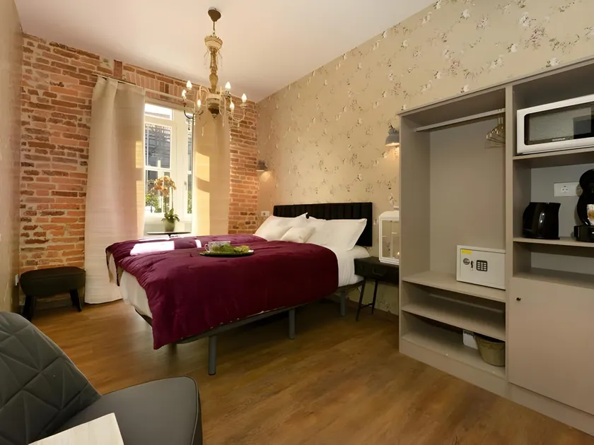 Center Suite Santander - Image 1