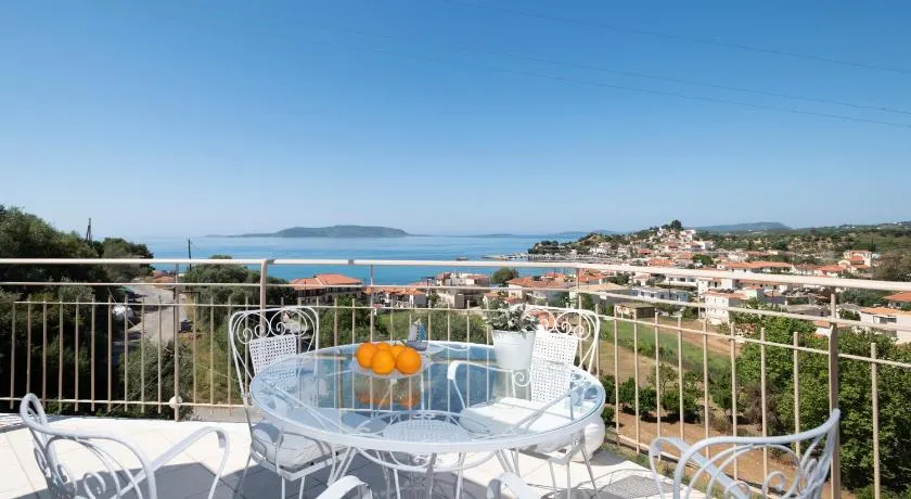 Pelagia's Apartments Finikounda - Image 1