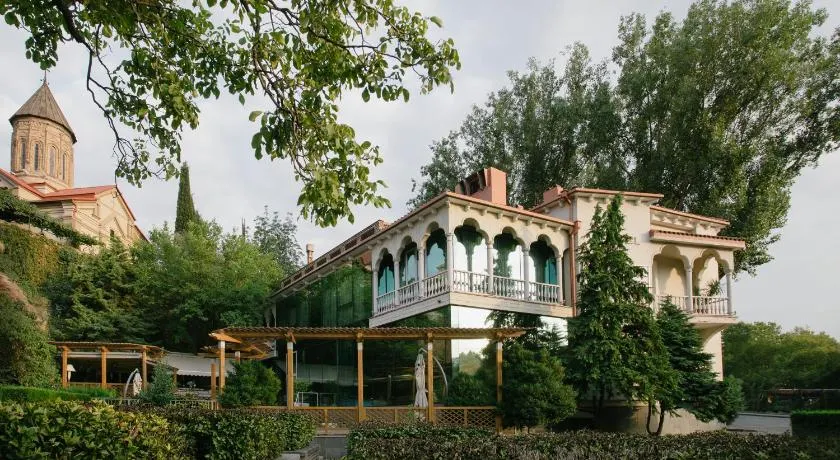 Vinotel Boutique Hotel - Image 1