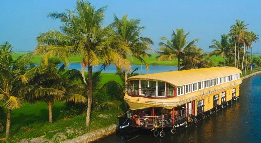 Premium Day Cruise House Boat Alleppey by LexStays - Image 1