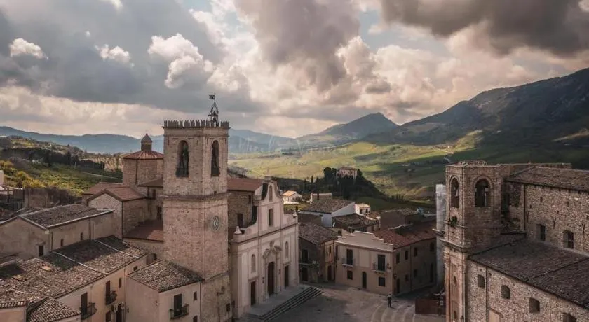 Casa Paradiso - Image 1