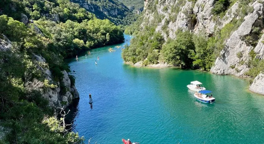 Camping Saint-Laurent-du-Verdon - Image 1