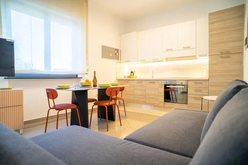 Spacious accommodation with fast Wi-Fi and private terrace - Image 1