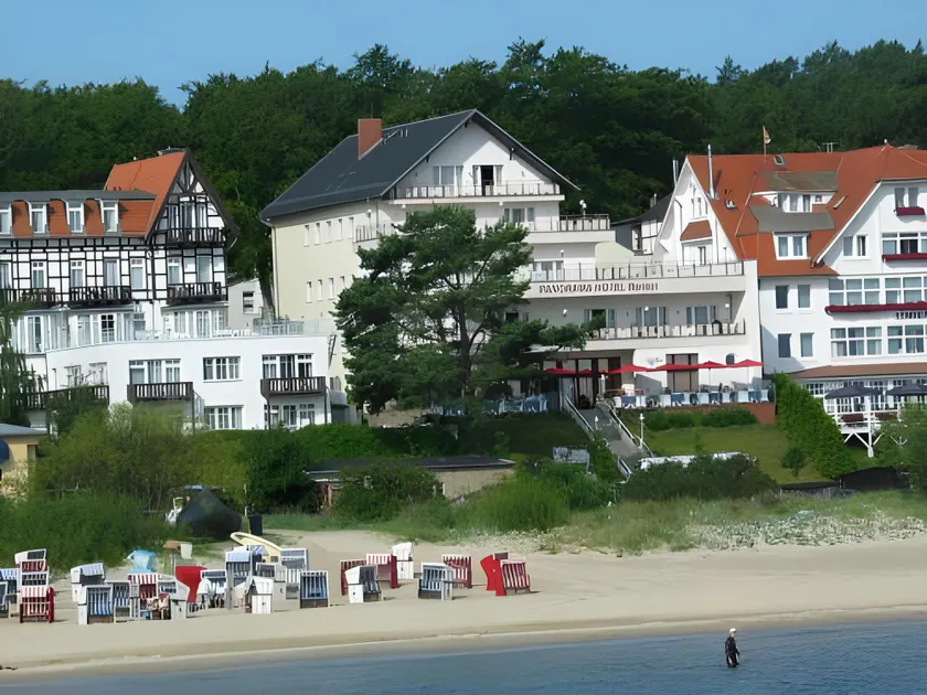 Panorama Hotel Bansin - Image 1