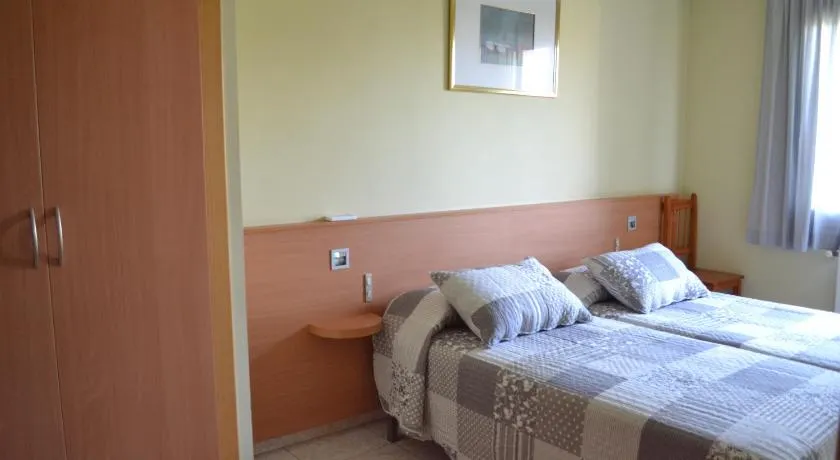Hostal Bartis - Image 1