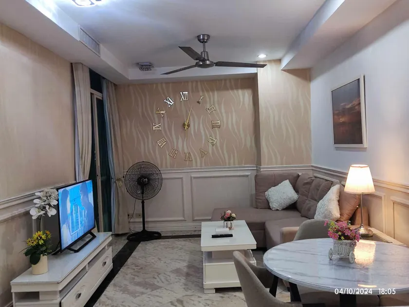 Condo With Balcony And Bayview In Malate, Manila - Image 1