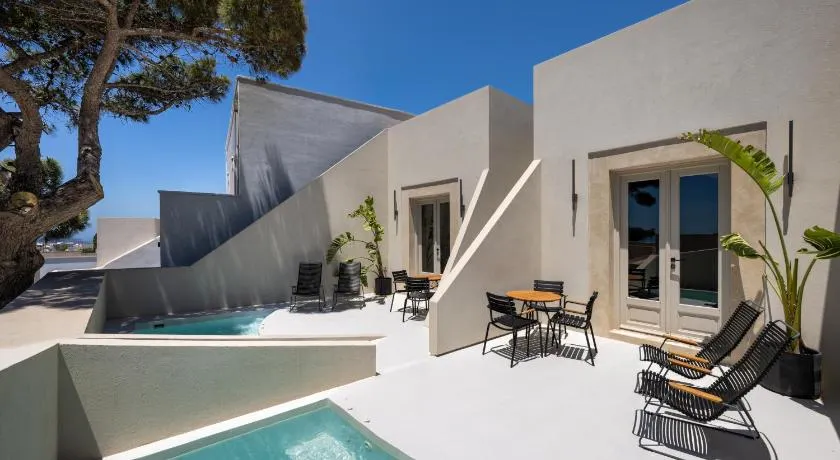 Calissa Suites by Ananda - Image 1