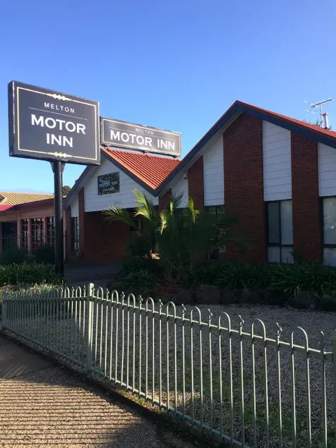 Melton Motor Inn and Apartments - Image 1