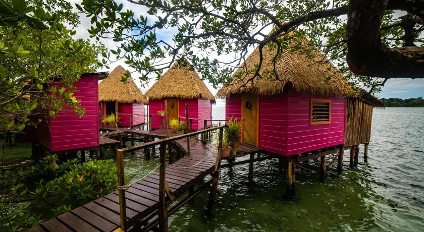 Urraca Monkey Island Eco Resort - Image 1