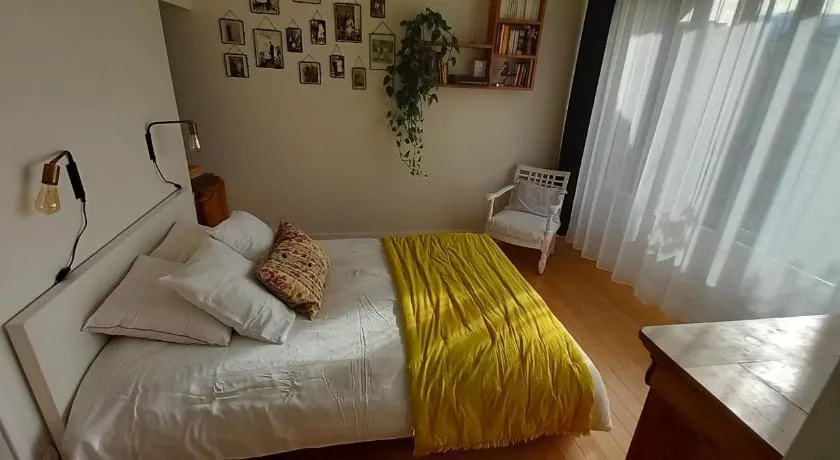 espace privé, balcon vue montagnes pour 1 à 4 personnes - Image 1