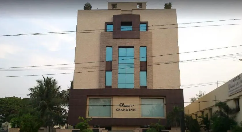 Ponnis Grand Inn - Image 1