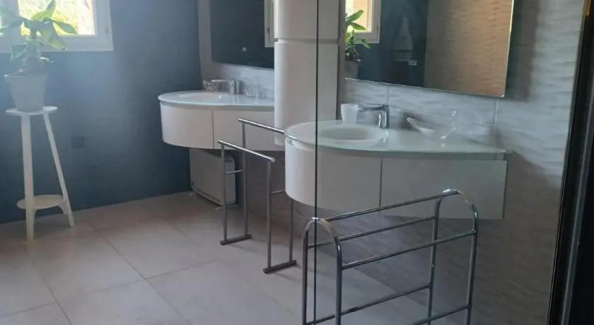 Maison Sol Air - Image 1