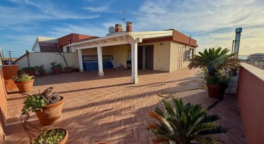 Etoile house - Image 1