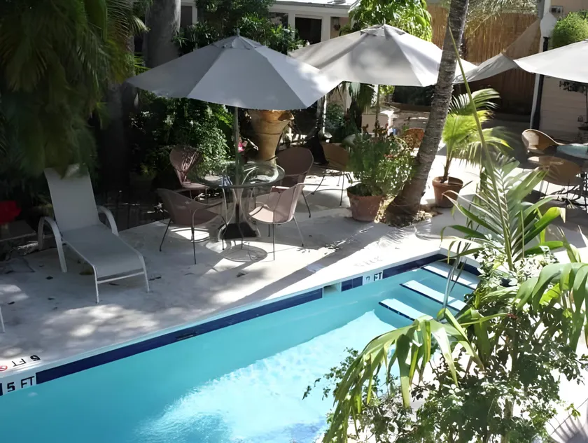 Andrews Inn & Garden Cottages - Image 1