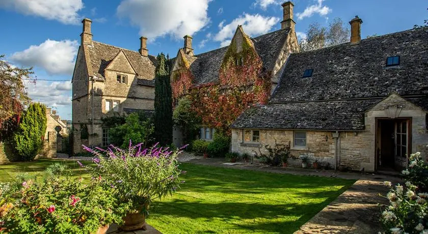 Clapton Manor Bed & Breakfast - Image 1