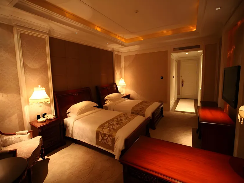 GreenTree Inn Shandong Yantai Fushan District Yongda Street Express Hotel - Image 1