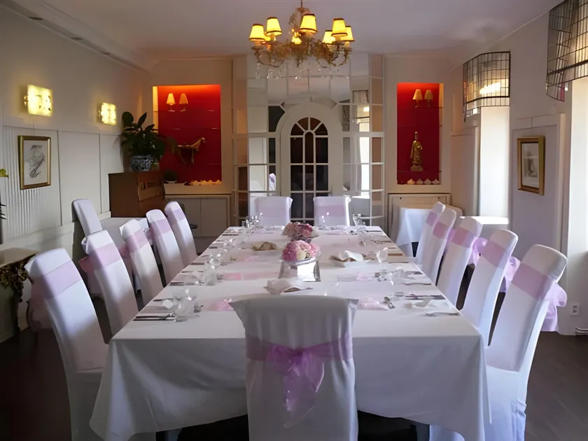 Nebozizek Hotel a Restaurant - Image 1