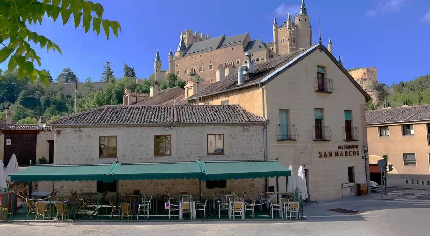 Tu Casa San Marcos - Vistas al Alcázar - Ideal estancias tranquilas - Image 1