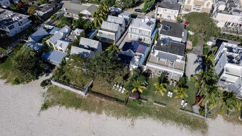 Villa Piedanlo, Pool and Beach Front GF & FF - Image 1