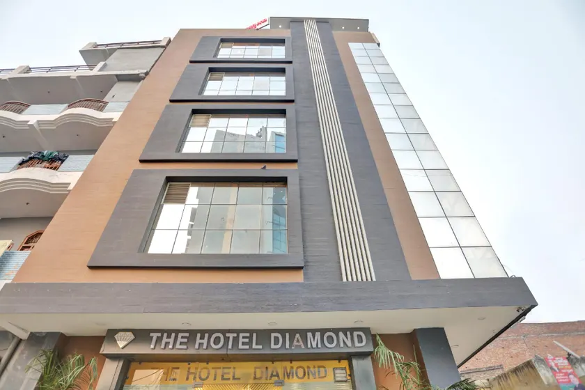 TOWNHOUSE THE HOTEL DIAMOND VASUNDHARA - Image 1