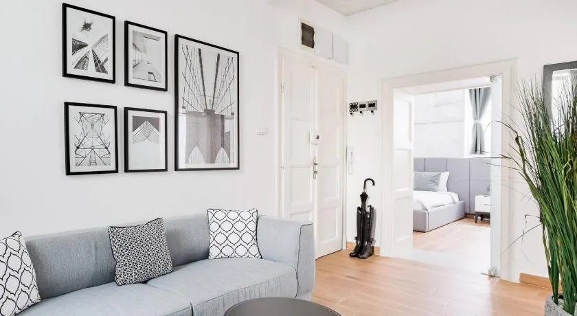 HostGost Selected Suites - Molerova 9 - Image 1